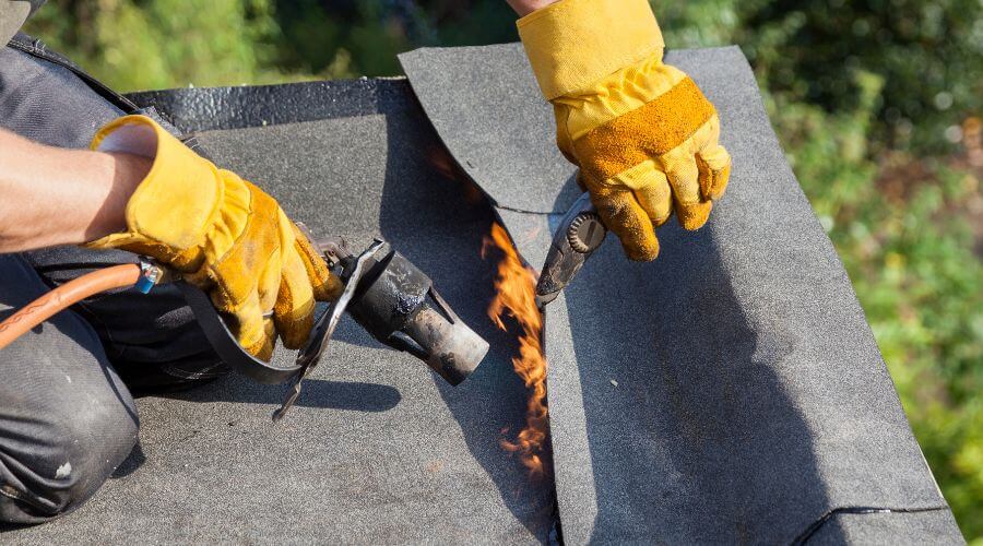 Expert Emergency Roof Repairs services in Brownwood, TX